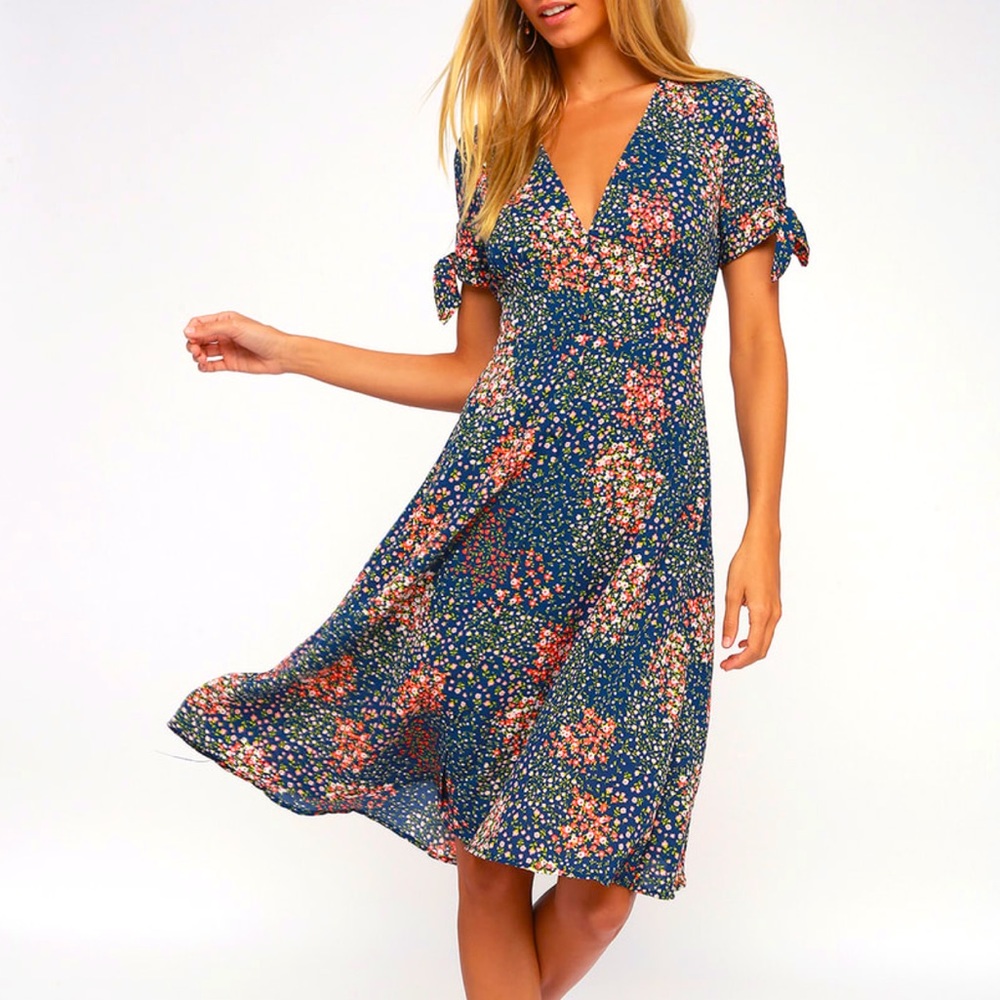 NWT Navy Blue Floral Austyn Dress from Lulus!
